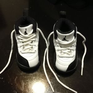 Nike sneakers (Jordans)